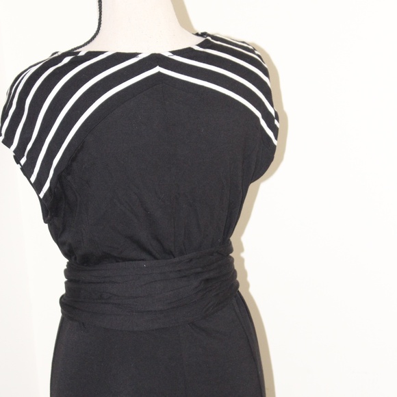 Liz Lange, maxi dress with detachable belt. NWT - Picture 3 of 10